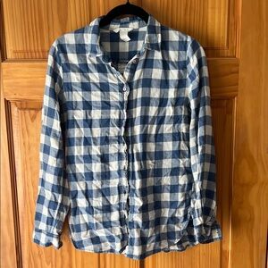 H&M Blue and White Plaid Women's Button Down Shirt